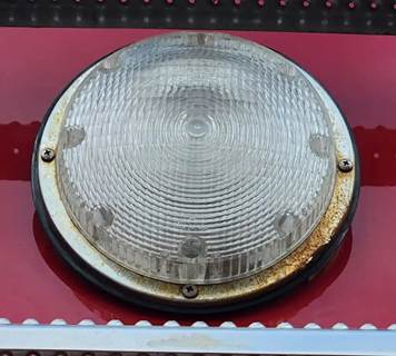 Mack MC688FC Tail Light