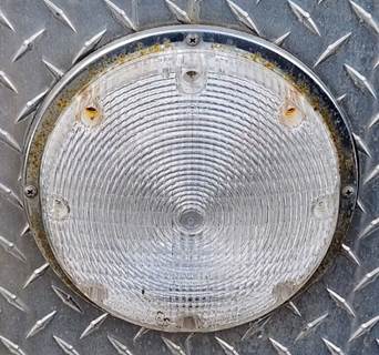 Mack MC688FC Tail Light