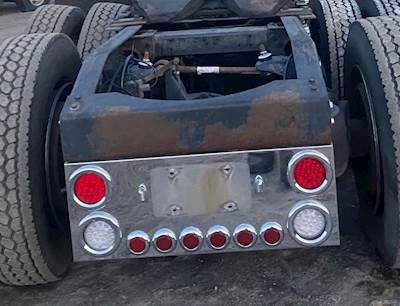 Peterbilt 379 Tail Light