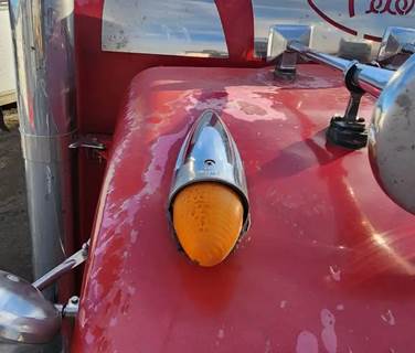 Peterbilt 379 Tail Light