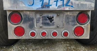 Peterbilt 386 Tail Light