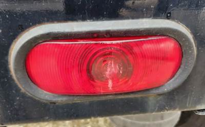 Peterbilt 579 Tail Light