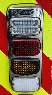 Pierce Arrow XT Tail Light
