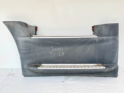 Freightliner Cascadia 125 Left Tank Fairing