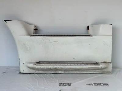 Freightliner Cascadia 125 Left Tank Fairing