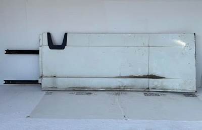 Freightliner Cascadia 125 Left Tank Fairing