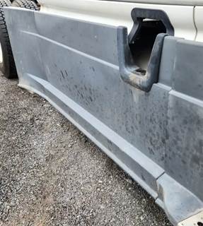 Freightliner Cascadia 125 Right Tank Fairing