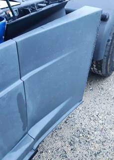 Freightliner Cascadia 125 Left Tank Fairing