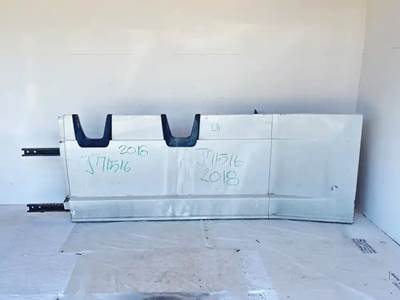 Freightliner Cascadia 126 Left Tank Fairing