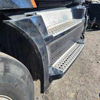 Freightliner Cascadia 126 Left Tank Fairing