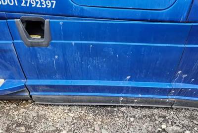 Freightliner Cascadia 126 Left Tank Fairing