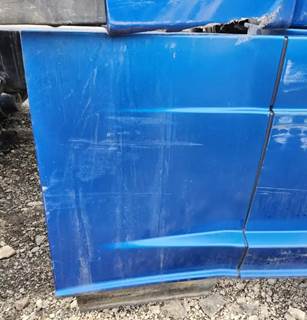 Freightliner Cascadia 126 Right Tank Fairing