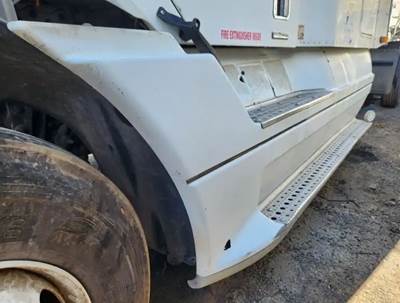 Freightliner Columbia 120 Left Tank Fairing