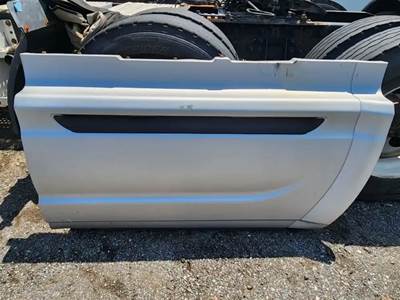 International ProStar Left Tank Fairing