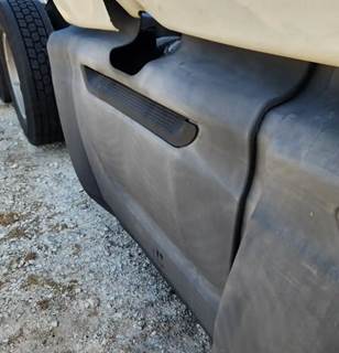 International ProStar Right Tank Fairing