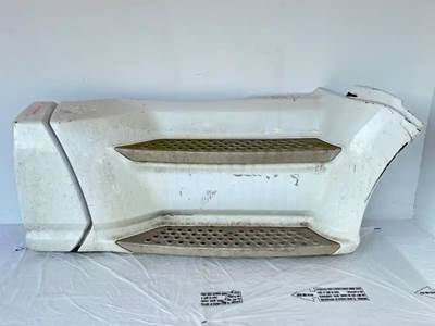 Kenworth T660 Right Tank Fairing