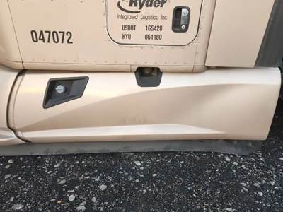 Kenworth T680 Left Tank Fairing