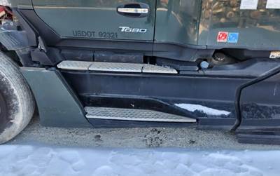 Kenworth T680 Left Tank Fairing