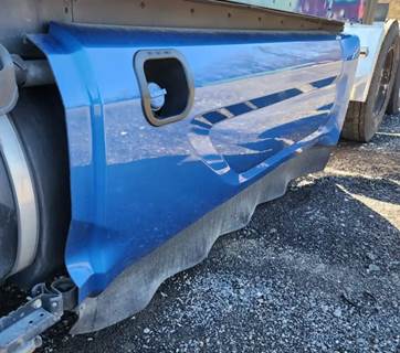 Peterbilt 579 Left Tank Fairing