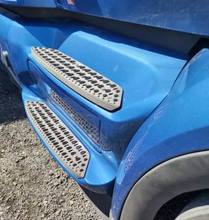 Peterbilt 579 Right Tank Fairing