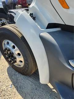 Peterbilt 579 Left Tank Fairing