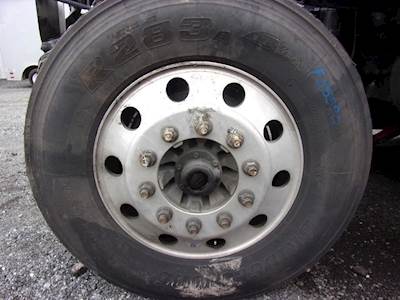 Kenworth T680 Tire & Rim