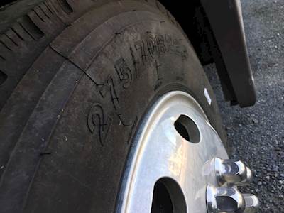 Roadmaster Raised Rail Tire & Rim