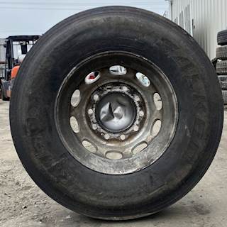 Universal Universal Tire