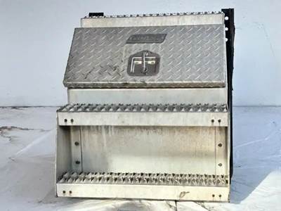 Freightliner Cascadia 126 Tool Box