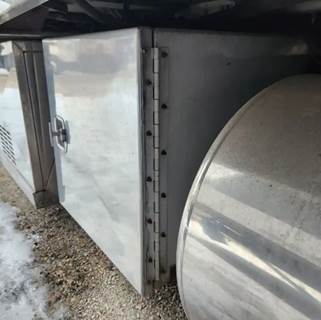 Freightliner Columbia 112 Tool Box