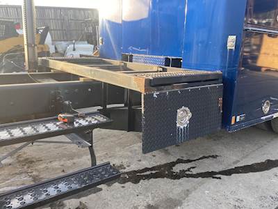 International 7300 Tool Box