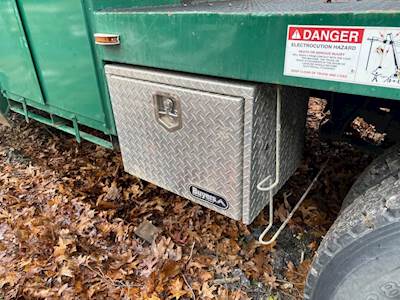 International 7300 Tool Box