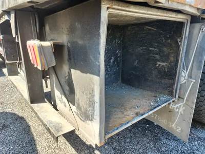 Kenworth K370 Tool Box
