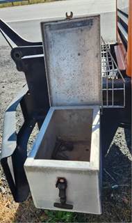 Mack Granite CV712 Tool Box for a 2004 Mack CV712 Granite