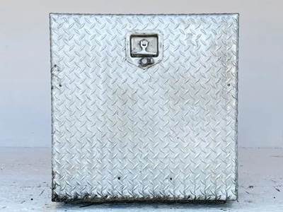 Mack Granite CV713 Tool Box for a 2004 Mack CV713 Granite