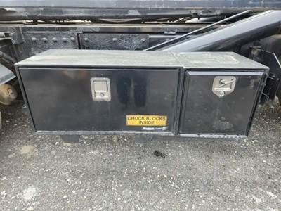 Mack MRU613 Tool Box