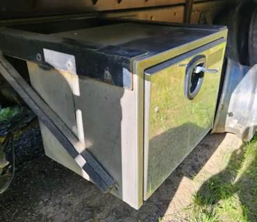 Peterbilt 389 Tool Box