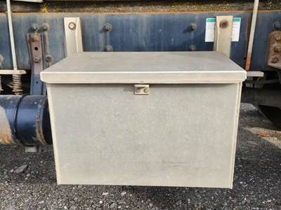 Sterling L7500 Tool Box