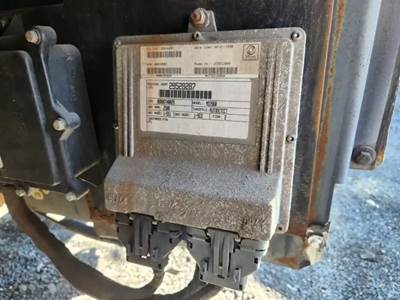 Allison MD3560 Transmission Control Module (TCM) for a 1998 GMC T7500