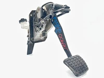 Eaton-Fuller FRO16210C Transmission Part for a 2013 Freightliner Cascadia 125