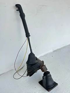 Used Eaton-Fuller FRO14210C 10-SPEED Manual Shifter, Part # TA-000-037028