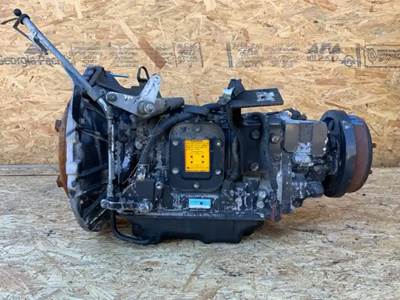 Aisin Transmission for a 2009 Ud/Nissan UD1400