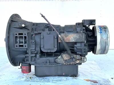 Allison 1000 RDS Transmission for a 2001 Freightliner MT55 Chassis