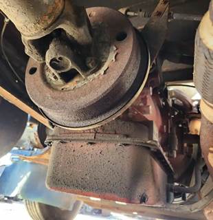 Allison AT545 Transmission for a 2000 Mitsubishi FH211