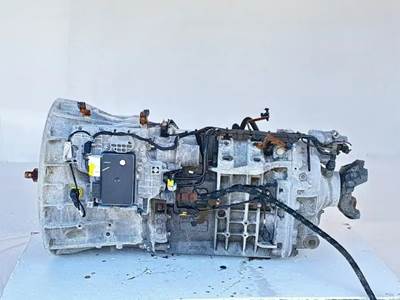 Detroit DT12-0A Transmission for a 2021 Freightliner Cascadia 126