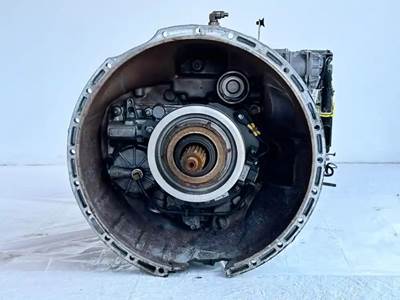 Detroit Transmission for a 2023 Freightliner Cascadia 116