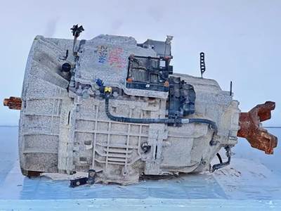 Eaton-Fuller EEO-16F112C Transmission for a 2024 Kenworth T680