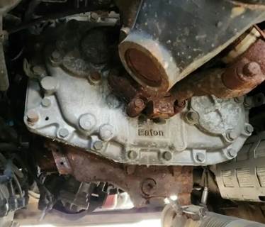 Eaton-Fuller FAOM-15810S-EC3 Transmission for a 2017 Volvo VNL