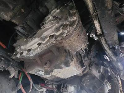 Eaton-Fuller FAOM-15810S-EN3 Transmission for a 2019 International LT625