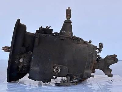 Eaton-Fuller FR-15210B Transmission for a 2013 Mack CXU612